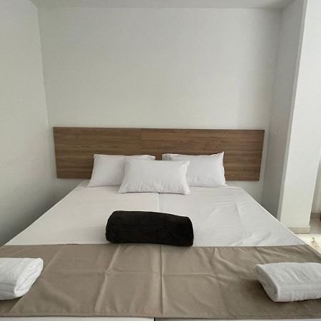Hotel Sie7E Express メデジン エクステリア 写真