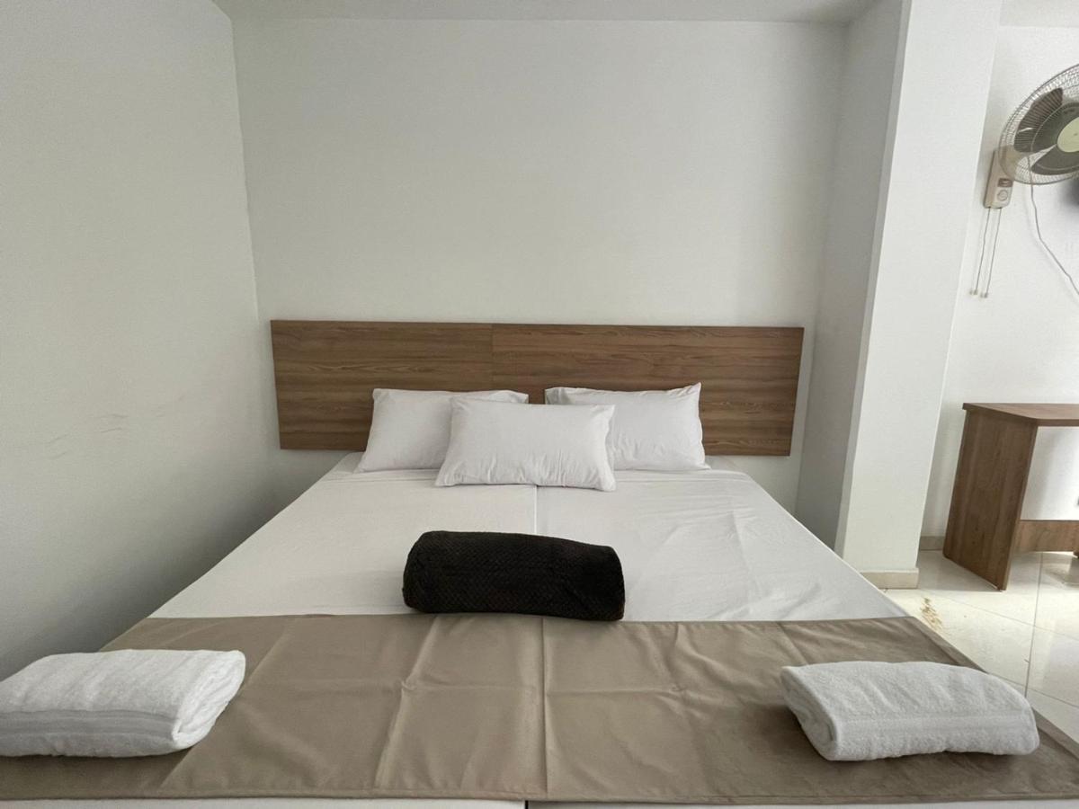 Hotel Sie7E Express メデジン エクステリア 写真